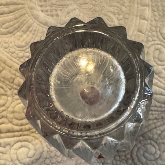 Celebrations by Mikasa Red and Clear Crystal Vase - Picture 3 of 3